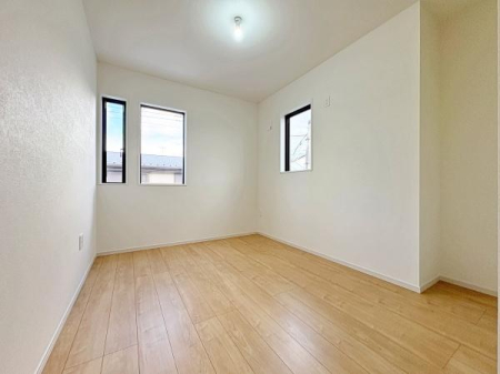 �_�ސ쌧���l�s���J�扺���J3���ڂ̐V�z��ˌ��Ă̗m��