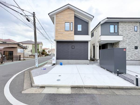 �_�ސ쌧���l�s���J�扺���J3���ڂ̐V�z��ˌ��Ă̒��ԏ�