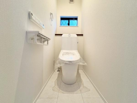 �_�ސ쌧���l�s���J�扺���J3���ڂ̐V�z��ˌ��Ẵg�C��