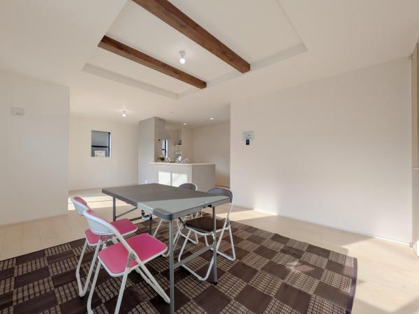 �_�ސ쌧���l�s�h��j�䐼1���ڂ̐V�z��ˌ��Ẵ��r���O