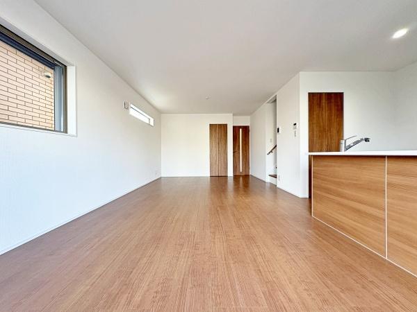 �_�ސ쌧������s�����u2���ڂ̐V�z��ˌ��Ẵ��r���O