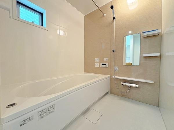 �_�ސ쌧������s�����u2���ڂ̐V�z��ˌ��Ă̗���