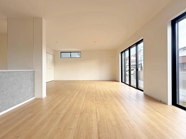 �_�ސ쌧���l�s���J�拴��3���ڂ̐V�z��ˌ��Ẵ��r���O