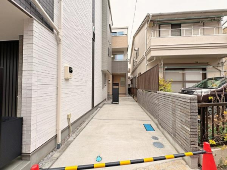 �_�ސ쌧���s�K��ˉz1���ڂ̐V�z��ˌ��Ă̌��n�O�ώʐ^