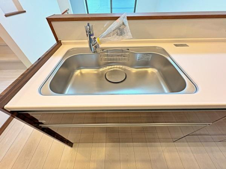 �_�ސ쌧���s�K��ˉz1���ڂ̐V�z��ˌ��ẴL�b�`��