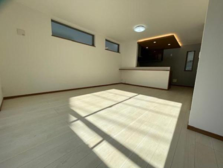 �_�ސ쌧���s�K��ˉz1���ڂ̐V�z��ˌ��Ẵ��r���O