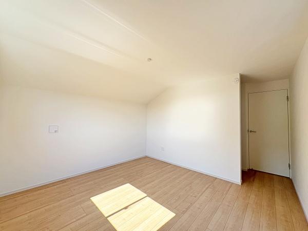 �_�ސ쌧���l�s���J�拴��3���ڂ̐V�z��ˌ��Ă̗m��