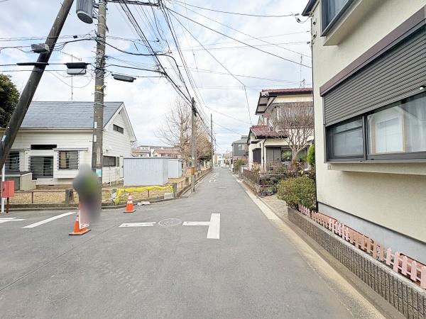 �_�ސ쌧���l�s���J�拴��3���ڂ̐V�z��ˌ��Ă̑O�ʓ��H�܂ތ��n�ʐ^