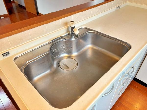 �_�ސ쌧���l�s�΋擌�{��4���ڂ̒��È�ˌ��ẴL�b�`��