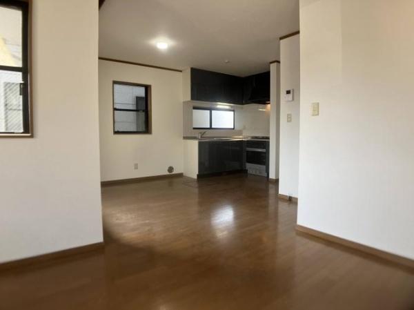 �_�ސ쌧���l�s�h�撆�쒬�̒��È�ˌ��Ẵ��r���O