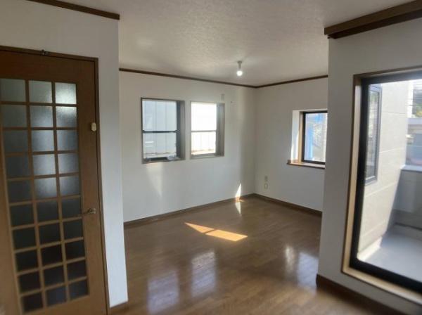 �_�ސ쌧���l�s�h�撆�쒬�̒��È�ˌ��Ẵ��r���O