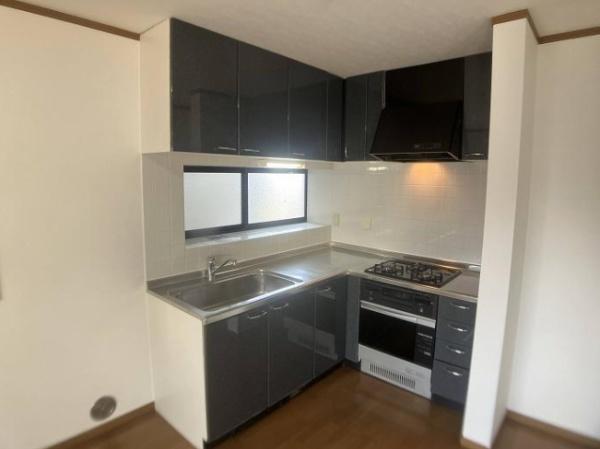 �_�ސ쌧���l�s�h�撆�쒬�̒��È�ˌ��ẴL�b�`��