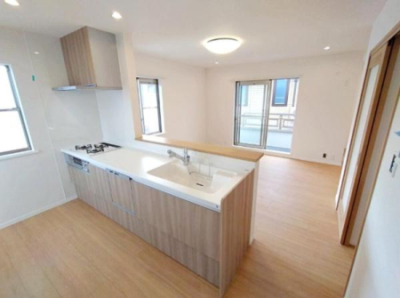 �_�ސ쌧���l�s�h��}��5���ڂ̒��È�ˌ��Ẵ��r���O