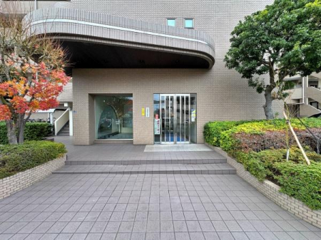 �_�ސ쌧���l�s�ߌ���ߌ�����3���ڂ̒��Ã}���V�����̃G���g�����X