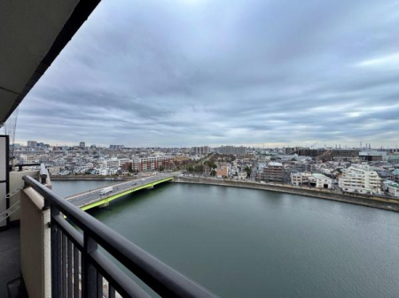 �_�ސ쌧���l�s�ߌ���ߌ�����3���ڂ̒��Ã}���V�����̏Z�˂���̒��]�ʐ^