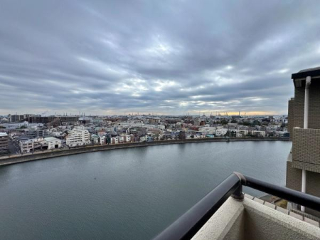 �_�ސ쌧���l�s�ߌ���ߌ�����3���ڂ̒��Ã}���V�����̏Z�˂���̒��]�ʐ^