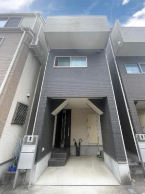 �_�ސ쌧���s�����撆�쓇5���ڂ̒��È�ˌ��Ă̌���