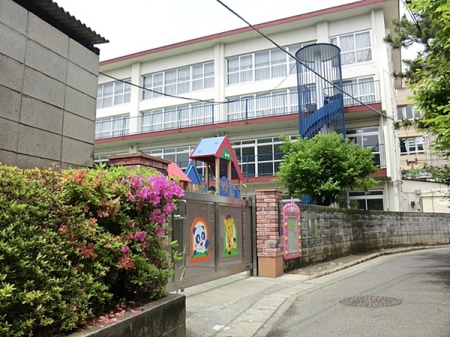 �_�ސ쌧���s�����撆�쓇5���ڂ̒��È�ˌ��Ă̎��ӊ�