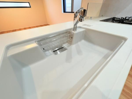 �_�ސ쌧���l�s��撆�c��5���ڂ̐V�z��ˌ��ẴL�b�`��