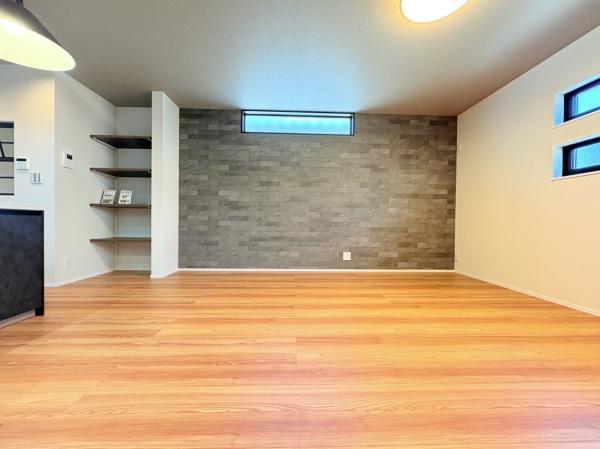 �_�ސ쌧���l�s��撆�c��5���ڂ̐V�z��ˌ��Ẵ��r���O