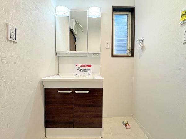 �_�ސ쌧���l�s�h�擌�㋽���̒��È�ˌ��Ă̐��ʑ�E���ʏ�