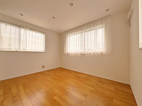 �����s���c�J���n3���ڂ̒��È�ˌ��Ẵ��r���O