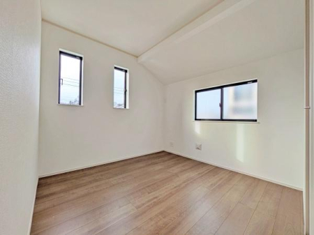 �_�ސ쌧���l�s�h�撷�q���̐V�z��ˌ��Ă̗m��