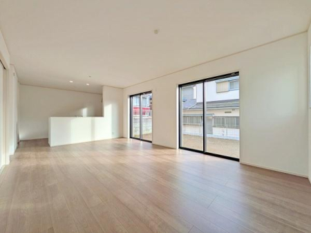 �_�ސ쌧���l�s�h�撷�q���̐V�z��ˌ��Ẵ��r���O