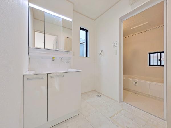 �_�ސ쌧���l�s�h�撷�q���̐V�z��ˌ��Ă̐��ʑ�E���ʏ�