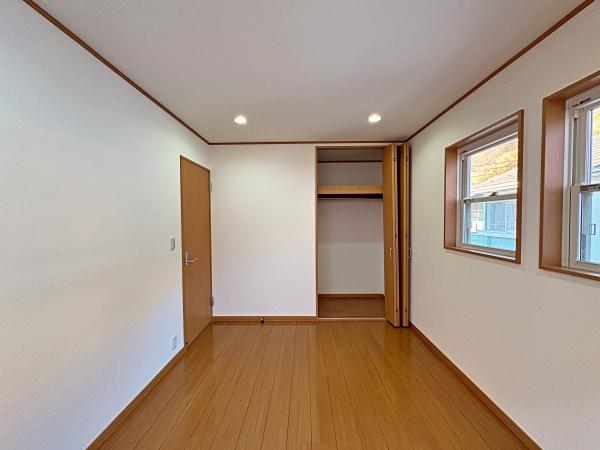 �_�ސ쌧���l�s�h�擌�㋽���̒��È�ˌ��Ẵ��r���O