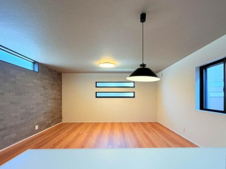 �_�ސ쌧���l�s��撆�c��5���ڂ̐V�z��ˌ��Ẵ��r���O