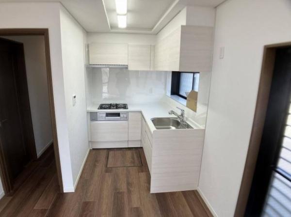 �_�ސ쌧���l�s�h��{����5���ڂ̒��È�ˌ��ẴL�b�`��