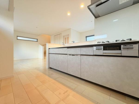 �_�ސ쌧���l�s�˒ˋ�㔐�����̐V�z��ˌ��ẴL�b�`��