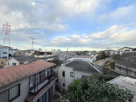 �_�ސ쌧���l�s�˒ˋ�㔐�����̐V�z��ˌ��Ă̏Z�˂���̒��]�ʐ^