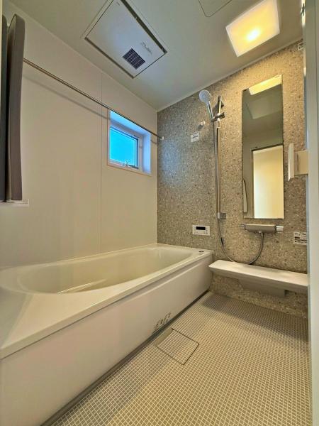 �_�ސ쌧���{��s����1���ڂ̐V�z��ˌ��Ă̗���