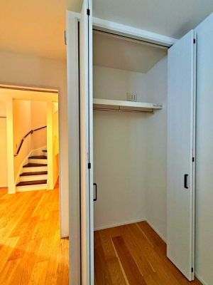 �_�ސ쌧���{��s����1���ڂ̐V�z��ˌ��Ă̎��[