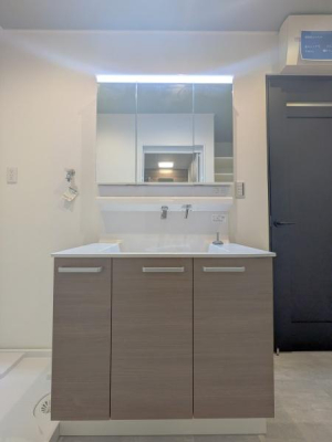 �_�ސ쌧���l�s����{�����̒��È�ˌ��Ă̐��ʑ�E���ʏ�