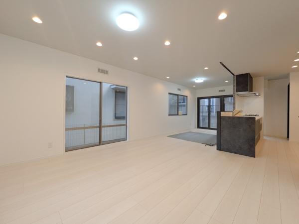 �_�ސ쌧���l�s����{�����̒��È�ˌ��Ẵ��r���O