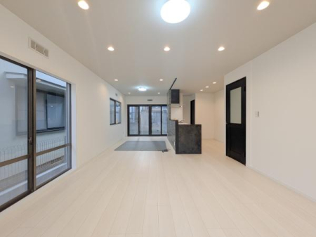 �_�ސ쌧���l�s����{�����̒��È�ˌ��Ẵ��r���O