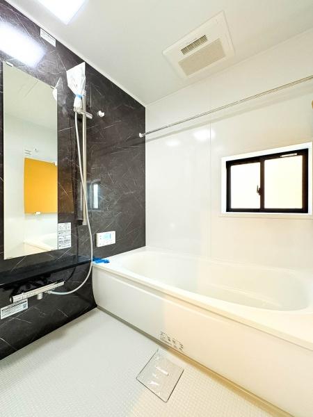 �_�ސ쌧���l�s���Z�c��3���ڂ̐V�z��ˌ��Ă̗���