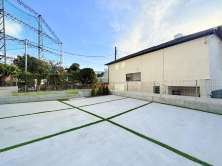 �_�ސ쌧���l�s���Z�c��3���ڂ̐V�z��ˌ��Ă̒��ԏ�