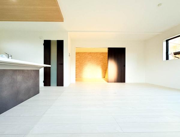 �_�ސ쌧���l�s���Z�c��3���ڂ̐V�z��ˌ��Ẵ��r���O