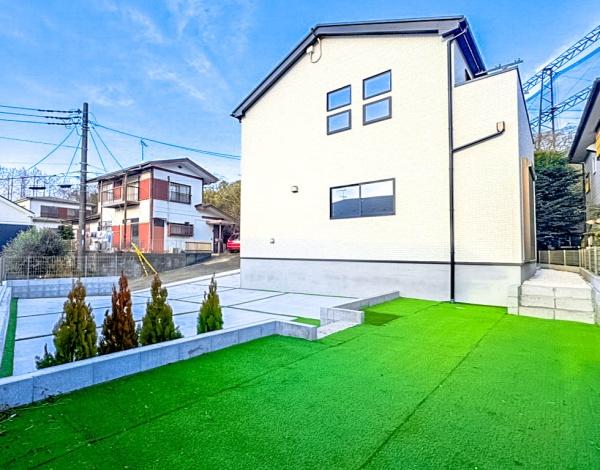 �_�ސ쌧���l�s���Z�c��3���ڂ̐V�z��ˌ��Ă̂��̑����n