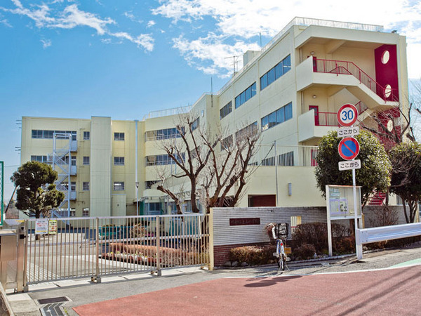 �_�ސ쌧���l�s�΋��R3���ڂ̐V�z��ˌ��Ă̎��ӊ�