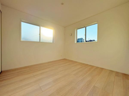 �_�ސ쌧����s�А�5���ڂ̐V�z��ˌ��Ă̗m��