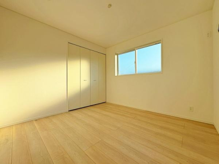 �_�ސ쌧����s�А�5���ڂ̐V�z��ˌ��Ă̗m��