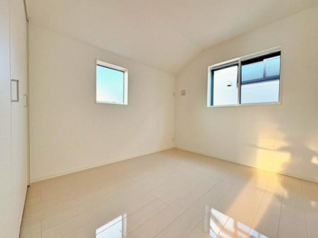 �_�ސ쌧��a�s��ъ�8���ڂ̐V�z��ˌ��Ă̗m��