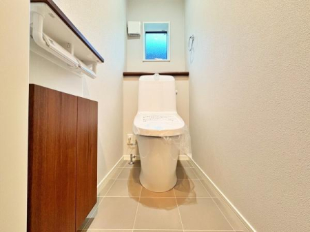 �_�ސ쌧��a�s��ъ�8���ڂ̐V�z��ˌ��Ẵg�C��