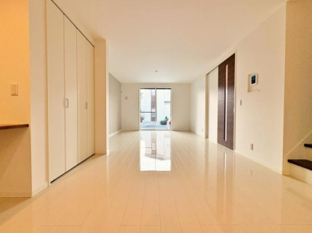 �_�ސ쌧��a�s��ъ�8���ڂ̐V�z��ˌ��Ẵ��r���O