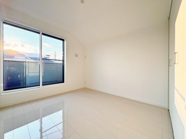 �_�ސ쌧��a�s��ъ�8���ڂ̐V�z��ˌ��Ă̗m��